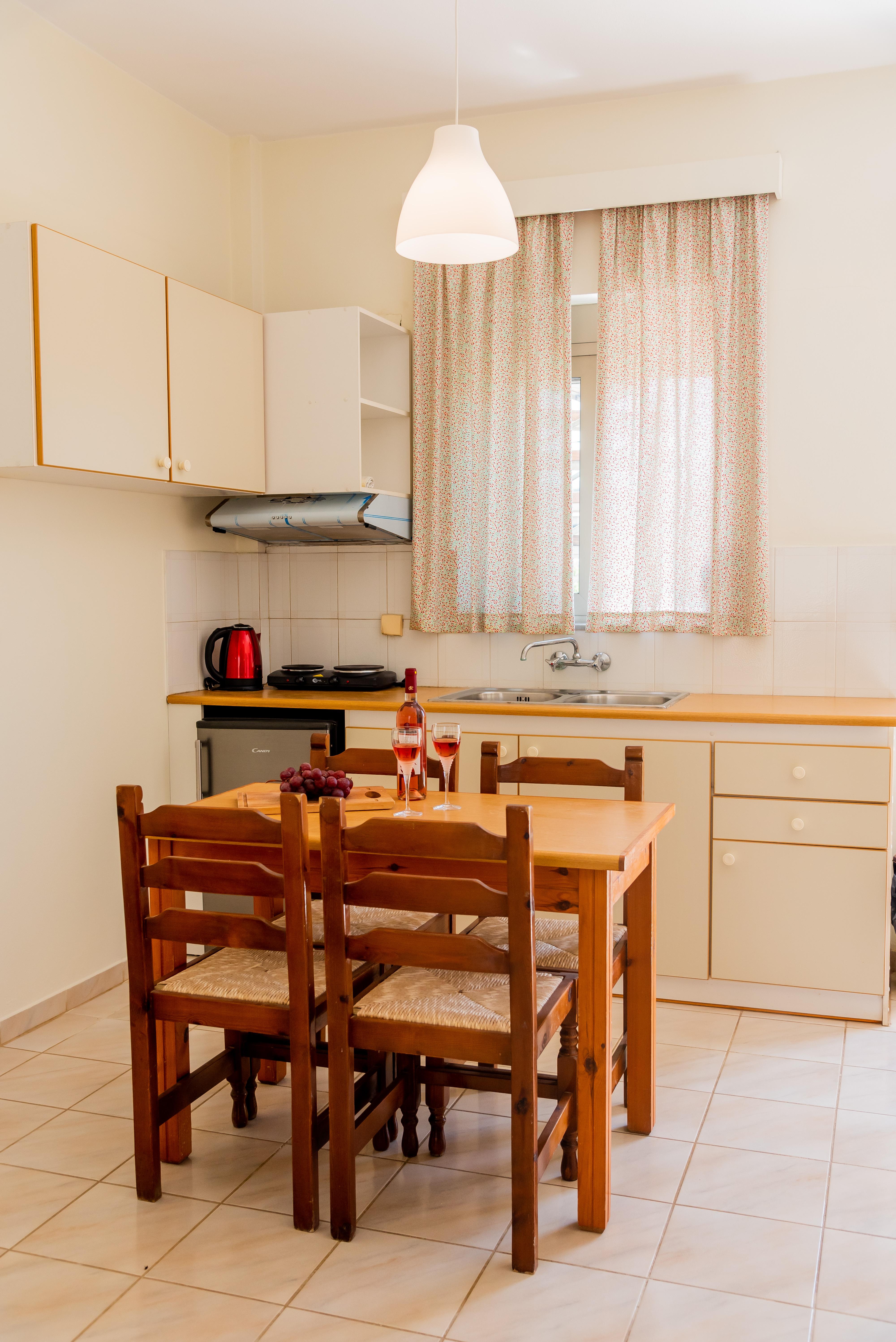 Almyra Apartments & Suites Sfáka 외부 사진